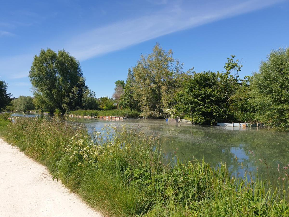 Studio Cerf, Quartier Marais, Terrasse Rez De Chausse, Jardin Accessible, Matelas Confortable Bourges Zewnętrze zdjęcie
