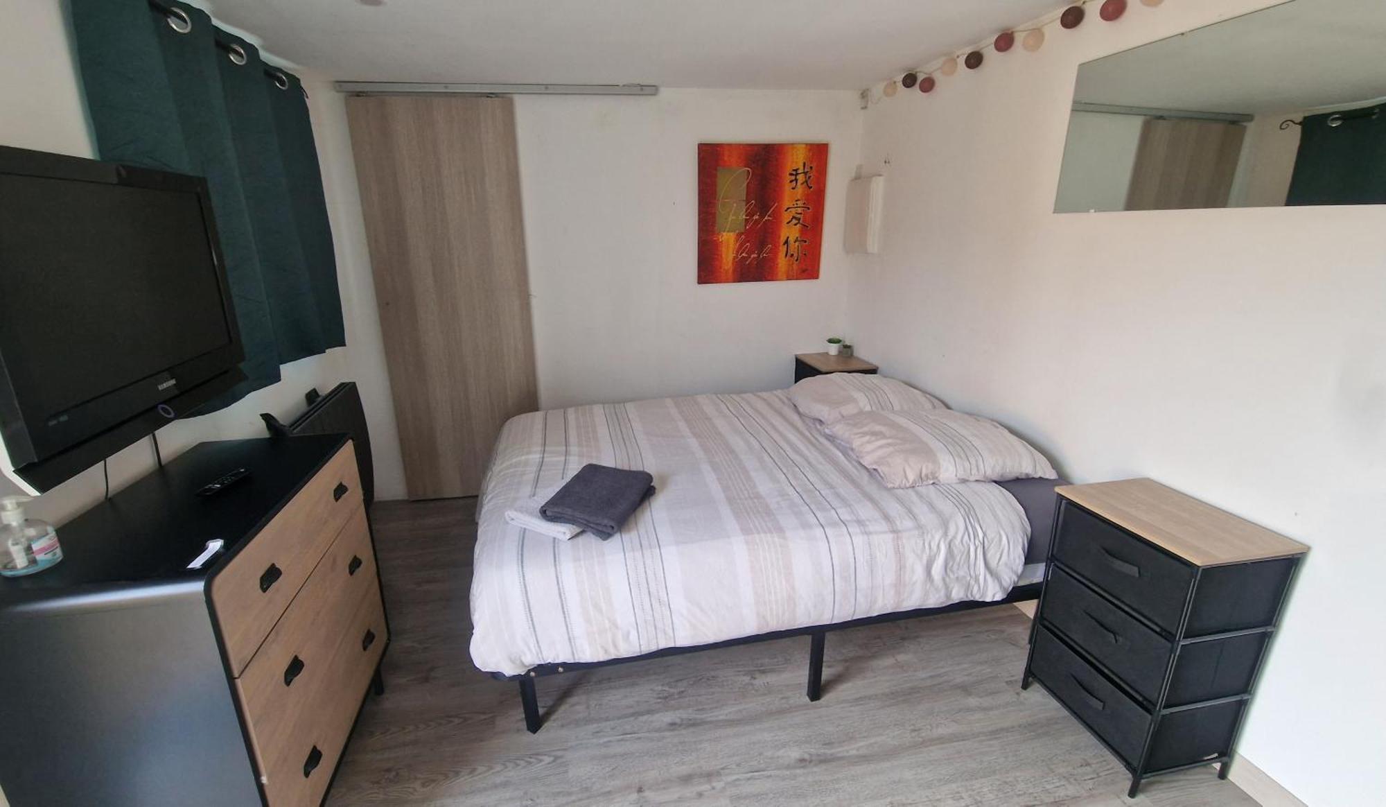 Studio Cerf, Quartier Marais, Terrasse Rez De Chausse, Jardin Accessible, Matelas Confortable Bourges Zewnętrze zdjęcie